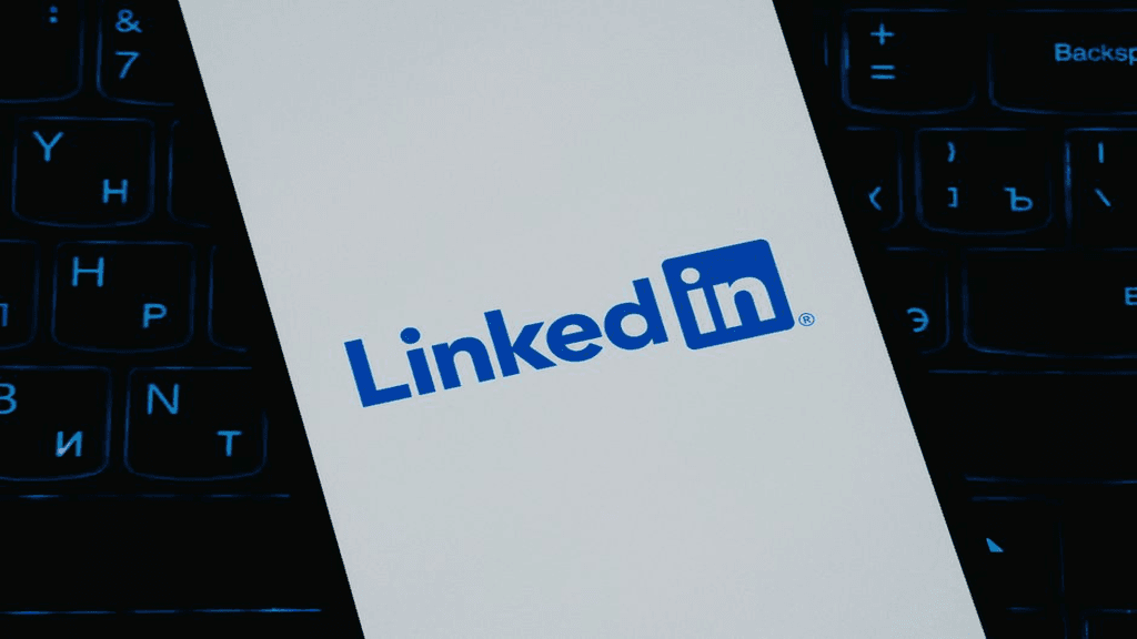 LinkedIn Marketing B2B in der Schweiz: Der systematische Wettbewerbsvorteil – Wie Schweizer KMU über 5,2 Millionen Nutzer präzise qualifizieren und Umsatz generieren